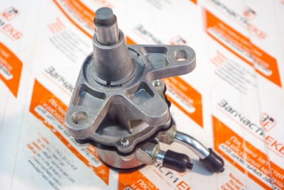 0427 2819 Насос топливный Насос подкачки Помпа FUEL SUPPLY PUMP DEUTZ Взаимозаменяемые номера: 04272819, 0427-2819